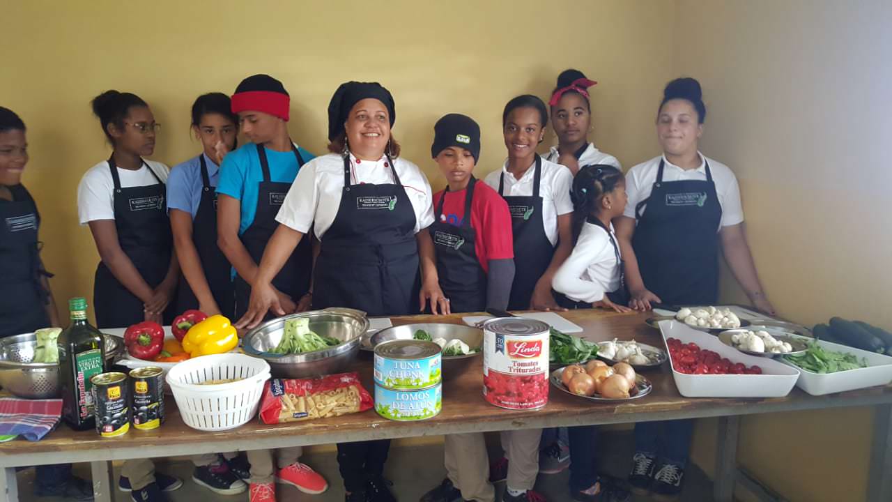 Schulprojekt Kochen mit Kaiserschote Feinkost Catering