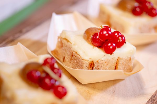 Bread Butter Bananenbrot Dattelcreme - Vegetarisch